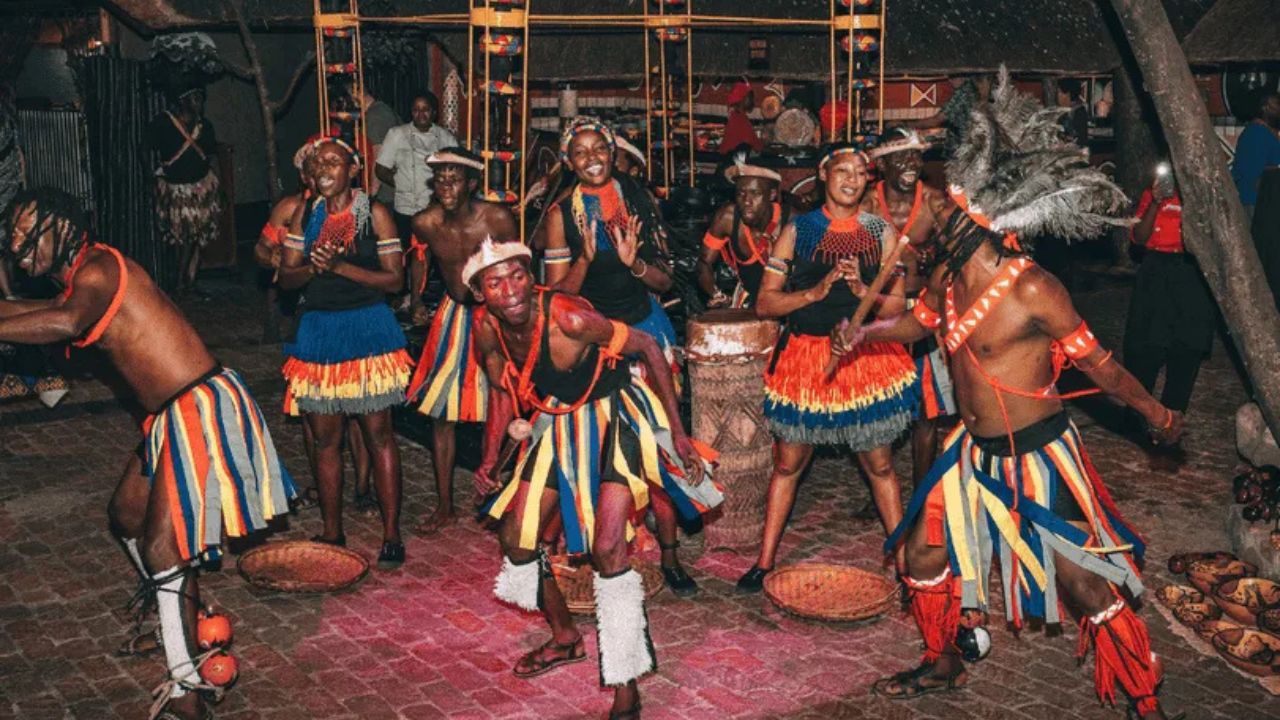 Traditional Boma dinner with dances, Victoria Falls, Zimbabwe
