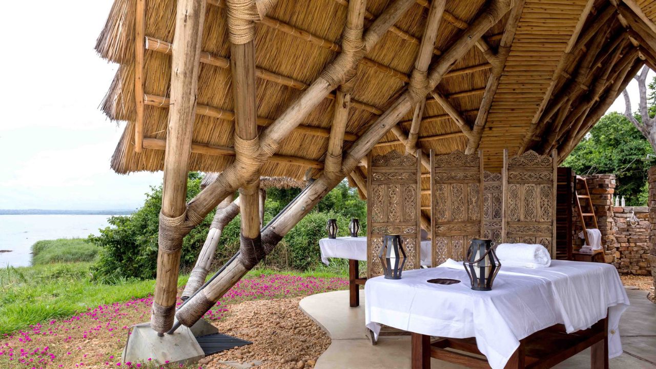Relaxation area under thatched roof