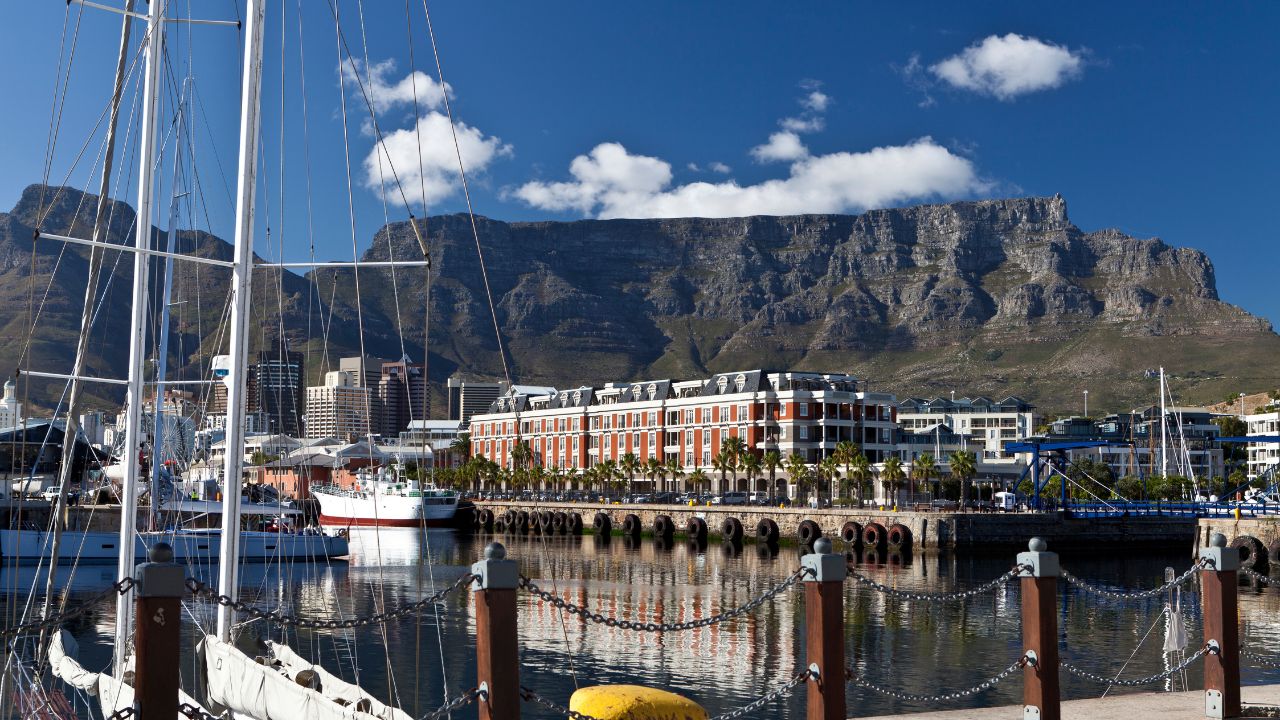 Panoramic view of V&A Waterfront with Table Mountain in background, Cape Town.